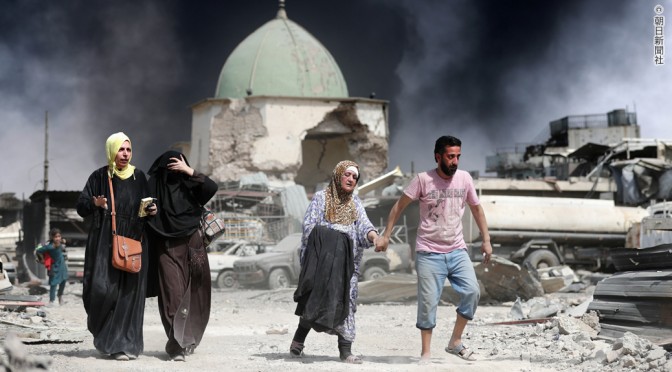 ISが爆破したヌーリ・モスクの敷地